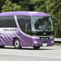 Hino Motors\' S\'elega bus, equipped with new technology capable of automatically stopping the vehicle if it senses something is wrong with the driver, will debut in Japan next month. | KYODO