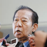 Toshihiro Nikai, the ruling Liberal Democratic Party\'s secretary-general, briefs reporters at the Prime Minister\'s Office in Tokyo on June 4. | KYODO
