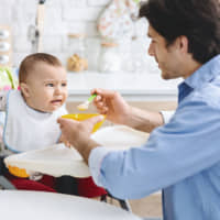 Seventy percent of Japanese men don\'t do housework or take part in child-rearing irrespective of whether or not their wives work. But society is gradually changing. A recent survey shows that 80 percent of male university students hope to take childcare leave when they start families. | GETTY IMAGES