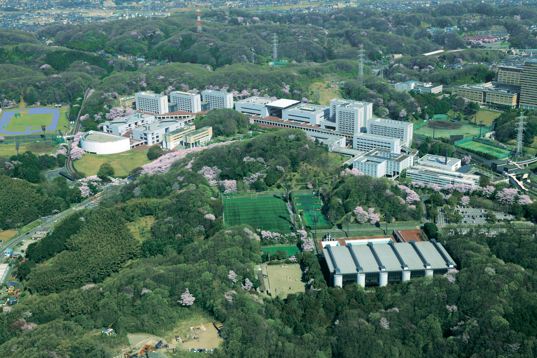 Chuo University's Tama Campus amid the verdant surrounds of Hachioji, western Tokyo | CHUO UNIVERSITY