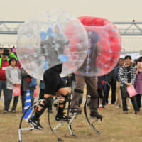 The Superhuman Sports Project at KMD aims to remove barriers caused by age and physical and cognitive abilities. | KEIO UNIVERSITY