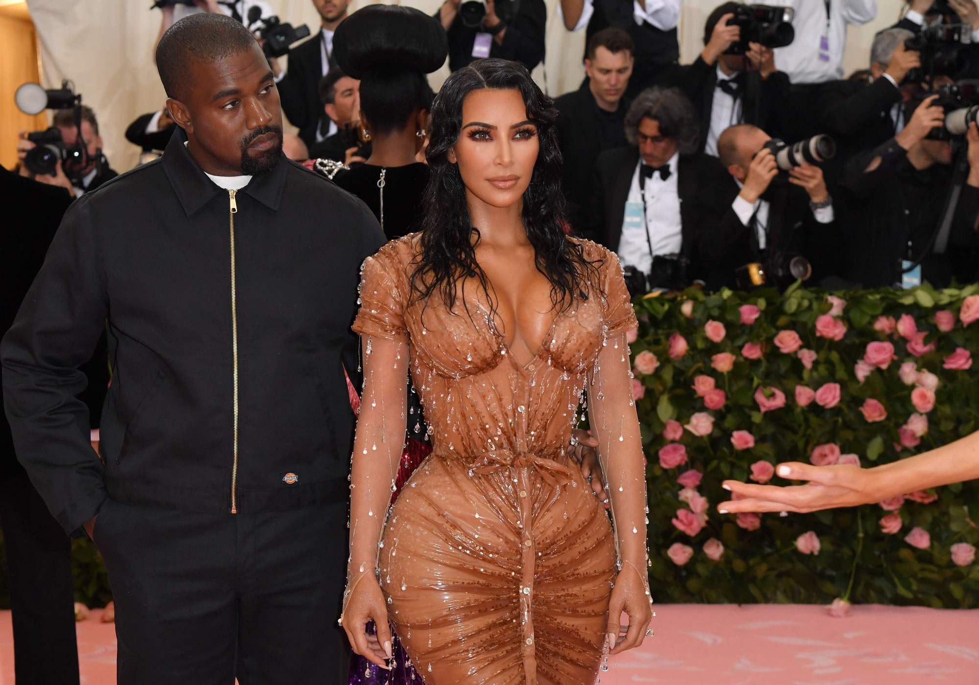 Kim kardashian hot sale kimono dress