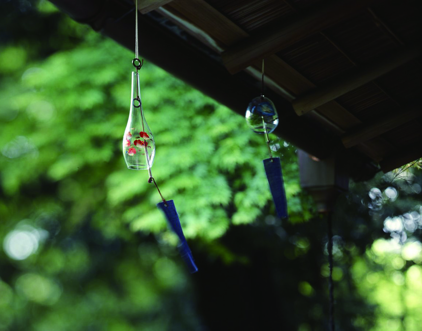 Fūrin (wind chimes) crafted of glass date back to the Edo Period (1603-1868). | COURTESY OF KATEIGAHO INTERNATIONAL JAPAN EDITION