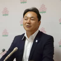 Katsuyuki Kiyomiya, a former Yamaha Jubilo head coach and father of Hokkaido Nippon Ham Fighters player Kotaro Kiyomiya, has a new role as vice president of the JRFU. | KYODO