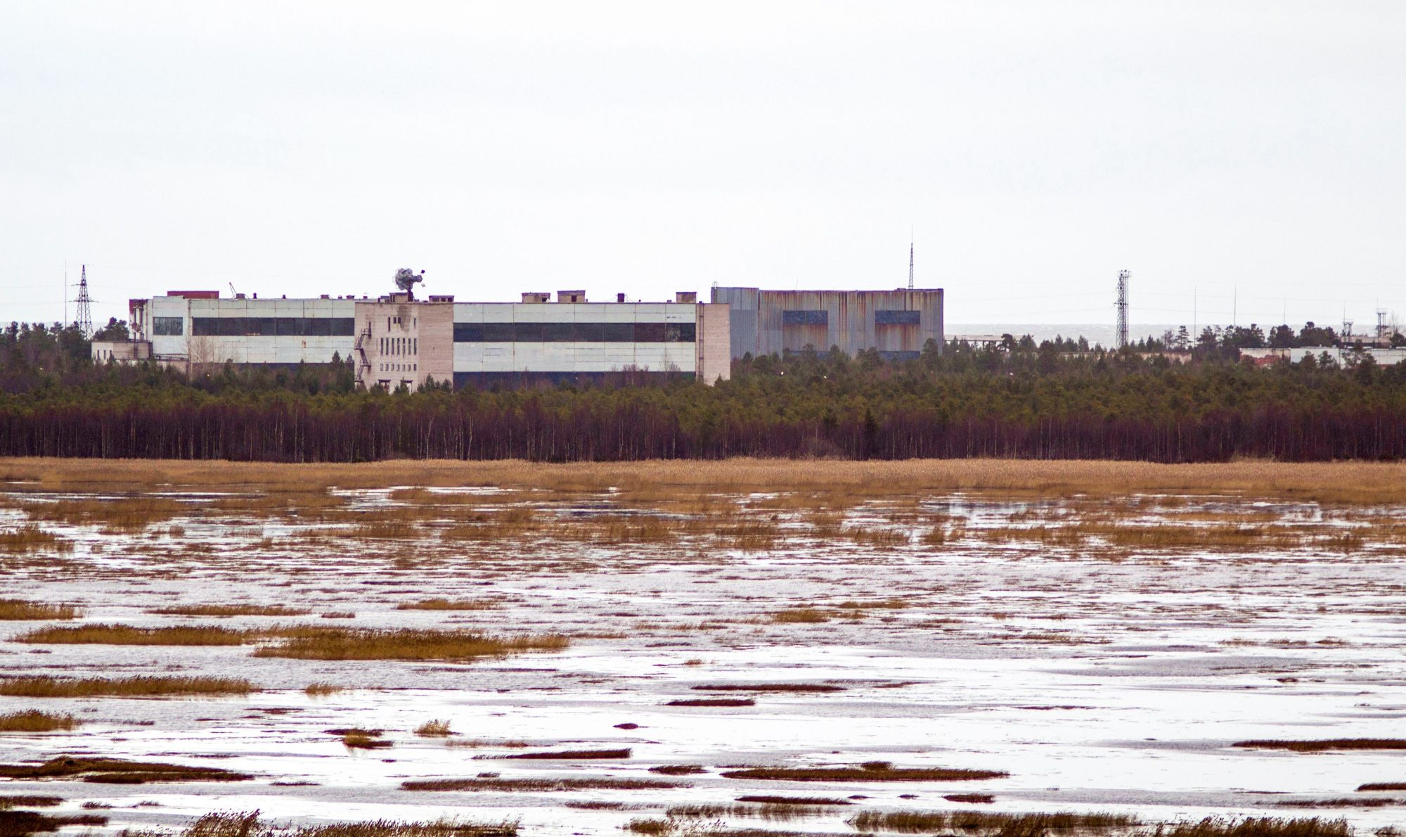 Buildings are seen in 2011 at a military base in the small town of Nyonoska in Russia's Arkhangelsk region. Two people were killed Thursday in an explosion at a military base used for missile tests in the far north of Russia, the defense ministry said in a statement to news agencies. | AFP-JIJI