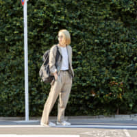 Smart wear: Menswear store Fabric Tokyo is offering to tailor \"men\'s style\" suits in women\'s sizes. | FABRIC TOKYO