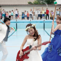 Rocking out: Real life singer-songwriter Chay provides some of the musical entertainment in \"Dance With Me.\" | &#169; 2019 \"DANCE WITH ME\" SEISAKU IINKAI