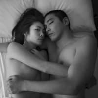 Kissing cousins: Naoko (left) and Kenji embark on a five-day fling in Haruhiko Arai\'s \"It Feels So Good,\" throwing taboo and caution to the wind. | &#169; 2019 \'IT FEELS SO GOOD\' FILM PARTNERS