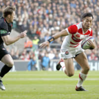 Kenki Fukuoka (right) is aiming to play in the 2020 Olympics after competing in the Rugby World Cup this fall. | KYODO