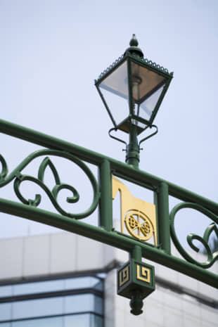 Japan's first gas lamps were installed in the Bashamichi area in Yokohama. | GETTY IMAGES