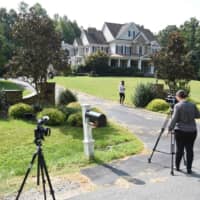 The house in Stafford, Virginia, of alleged spy Oleg Smolenkov is seen Tuesday. American media reported that U.S. agents extracted in 2017 a high-level mole in the Russian government who had confirmed Vladimir Putin\'s direct role in interfering in the 2016 presidential election. On Tuesday, Russian media named the alleged spy reporting that he had worked at the Russian Embassy in Washington before moving to Moscow. | AFP-JIJI