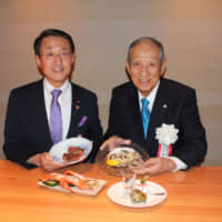 Ties with Fujiya Co. saw the launch of Tottori Wagyu Daisen Fujiya Shinsaibashi Honten. | MASAAKI KAMEDA 