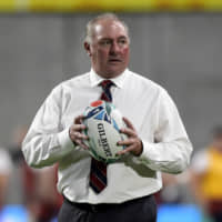 U.S. men\'s national team rugby coach Gary Gold is seen during warmups before Thursday\'s Rugby World Cup Pool C match against England in Kobe. | REUTERS