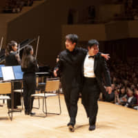 Firm friends: Fumiaki Miura (left) and Nobuyuki Tsujii met in 2015 and became good friends, often holding concerts together. | HIKARU