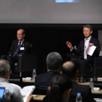 Panelists shared their thoughts based on the theme \"Structural changes on a global scale and what we should do\" at the 2019 Leaders\' Conference on Sept. 26 in Tokyo. | YOSHIAKI MIURA