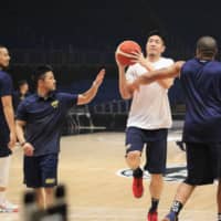 Brex star guard Makoto Hiejima practices with the team on Wednesday in Yokohama. | KAZ NAGATSUKA