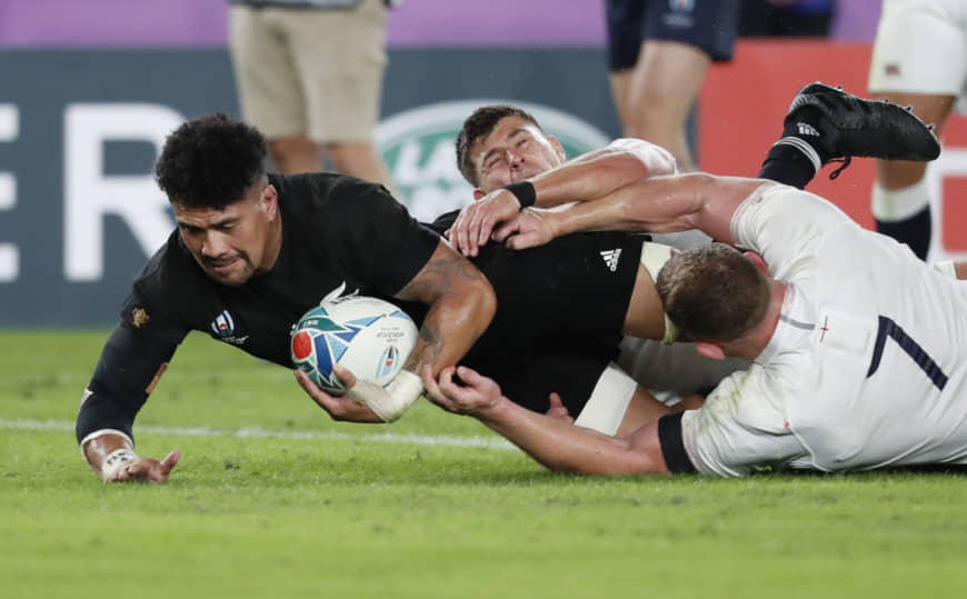 New Zealand's Ardie Savea scores the team's lone try on Saturday. | REUTERS