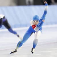 Nao Kodaira competes in the women\'s 500 meters at the National Single Distance Championships on Friday in Hachinohe, Aomori Prefecture. | KYODO