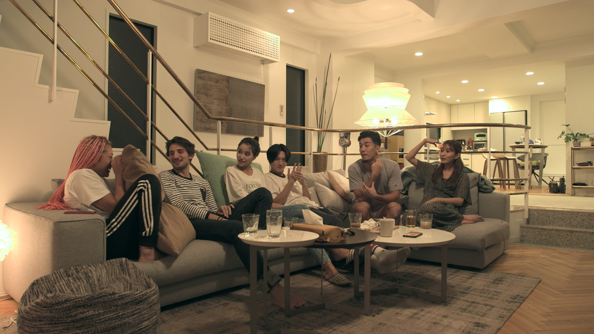 Hanging out: The cast of 'Terrace House Tokyo 2019-2020' indulge in a DIY spa session. | © FUJI TELEVISION / EAST ENTERTAINMENT
