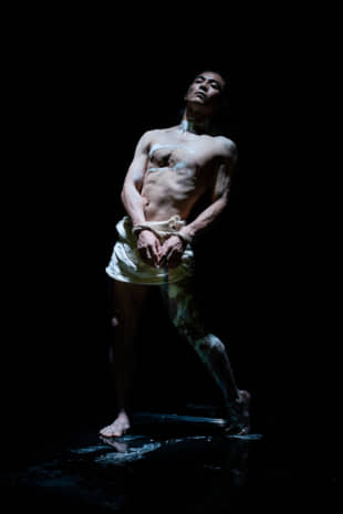 Independent art: 'Palace of the Senses,' directed by Satoshi Ago, is one play to have been staged at E9 through its championing of local theater companies. | YOSHIKAZU INOUE