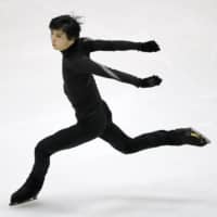Yuzuru Hanyu skates during practice for the NHK Trophy on Thursday in Sapporo. | KYODO