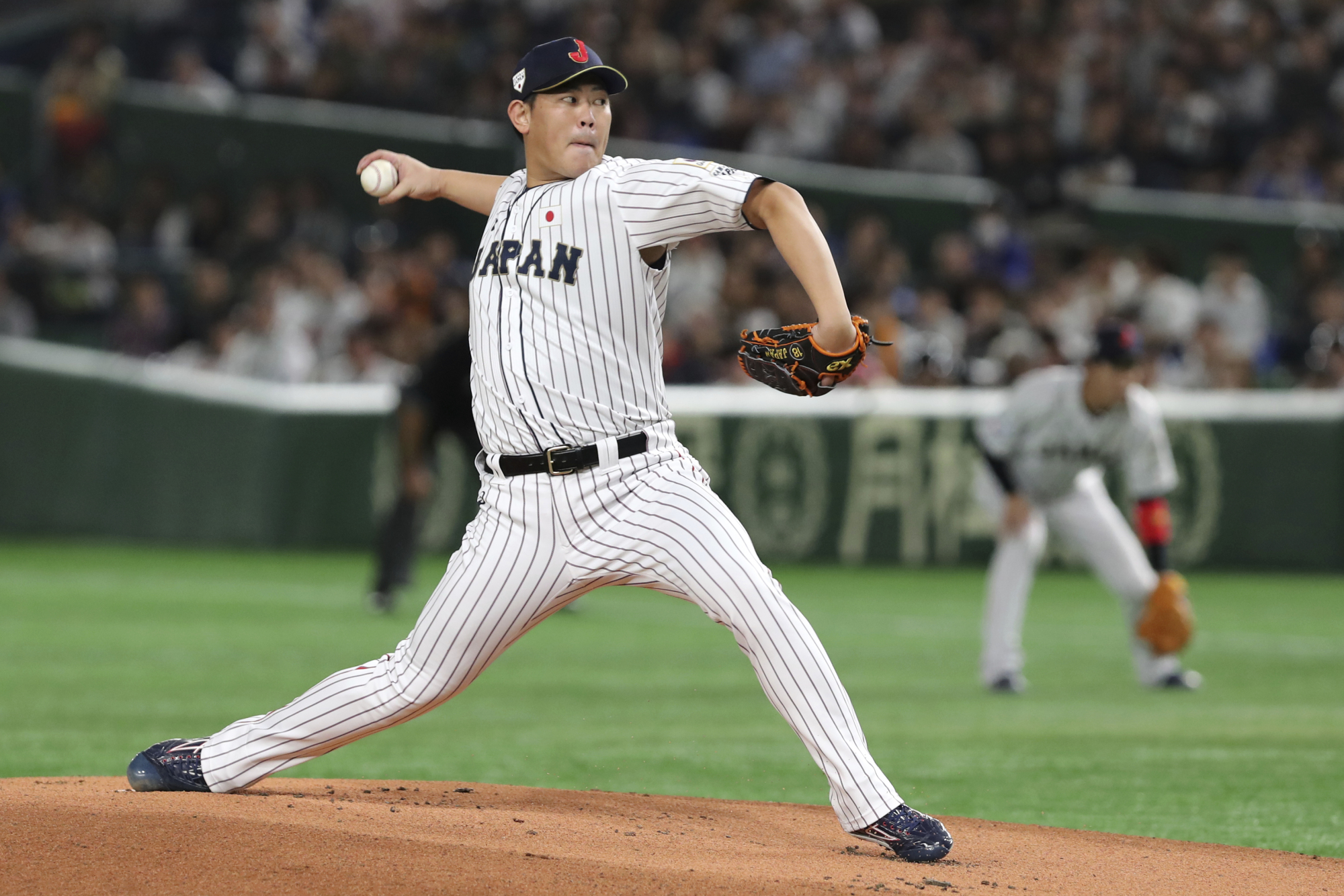 Giants pitcher Shun Yamaguchi to pursue MLB dream through posting