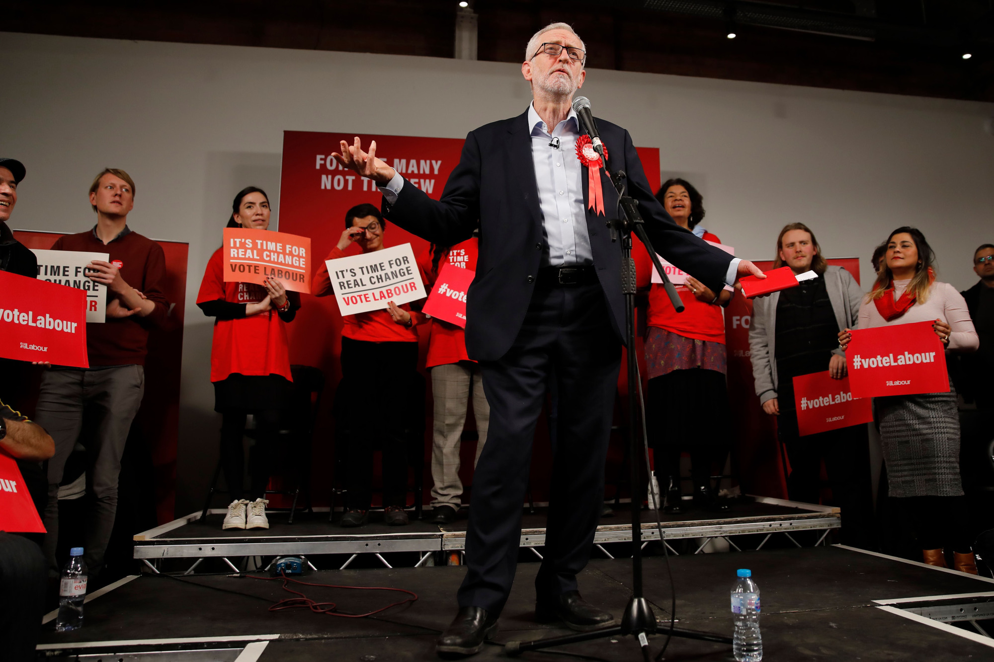 Labour Party leader Jeremy Corbyn's mission to reset the clock of British politics ended in disaster for the British left. | AFP-JIJI