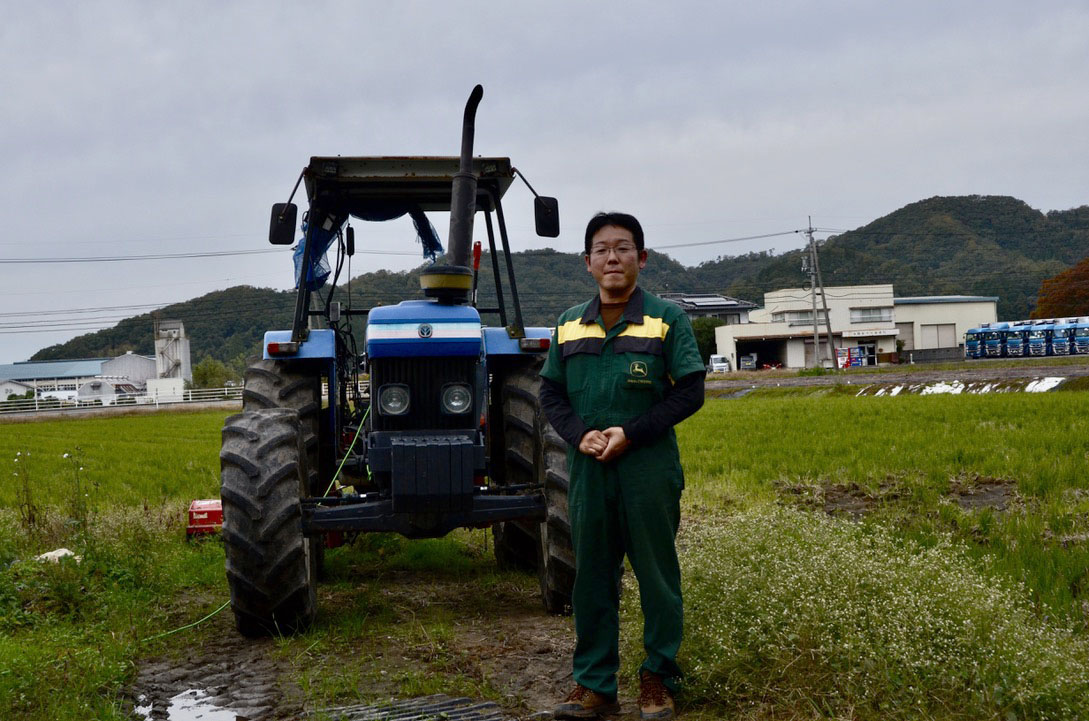 Satoshi Tanaka, the head of Tanaka Nojo, cultivates land leased from other farmers. | SHINOBU YAMADA