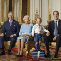 Prince Charles, Queen Elizabeth II, Prince George and Prince William in the White Drawing Room at Buckingham Palace in London in 2016 | RANALD MACKECHNIE/BUCKINGHAM PALACE / VIA AP