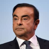 Had Carlos Ghosn\'s plans to incorporate rival Fiat-Chrysler into the Nissan-Renault alliance come to fruition, he might have created the world\'s largest carmaker and reasonably expected to be remembered as a business visionary. For the foreseeable future, however, he will be known above all as something very different: a fugitive. | BLOOMBERG