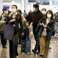 The number of foreign visitors to Japan fell for the fourth straight month in January, according to government data. | KYODO