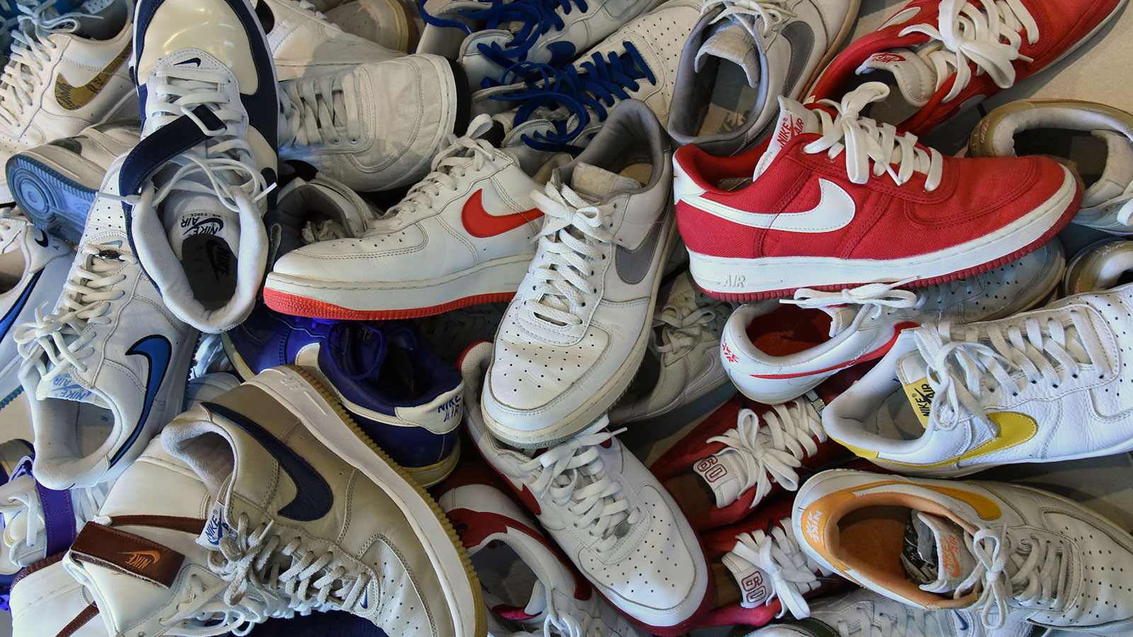 Buy old store nike shoes
