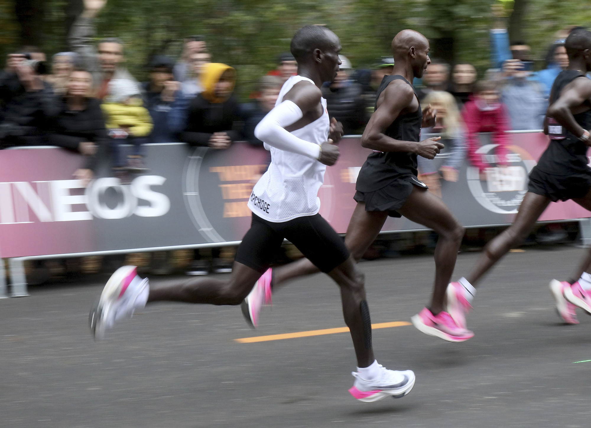 Kipchoge training shoes store