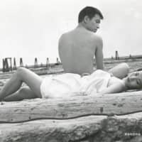 Breaking the mold: Nagisa Oshima\'s \"Cruel Story of Youth\" heralded a new wave of film for Shochiku, with its depiction of rebellious youth. | © 1960/2014 SHOCHIKU CO., LTD.
