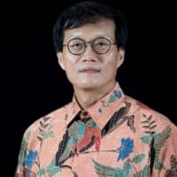 Changyong Rhee, director of the International Monetary Fund’s Asia and Pacific Department, says the economic growth in the Asia Pacific region will likely slow to a standstill this year, something that hasn’t happened in the last 60 years. | BLOOMBERG
