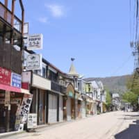 A deserted street in Karuizawa, a summer resort town in Nagano Prefecture, on May 14 | KYODO