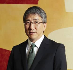 Hiroshi Ono, a professor of human resource management at Hitotsubashi University Business School, thinks the COVID-19 pandemic has given companies an opportunity to identify the waste in the way they operate. | COURTESY OF HIROSHI ONO 