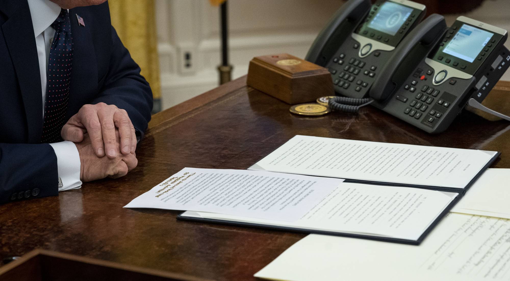 U.S. President Donald Trump speaks before signing an executive order in Washington on Thursday.  | DOUG MILLS / THE NEW YORK TIMES / BLOOMBERG