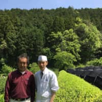 Boun-tea-ful relationship: Grower Katsuya Saito (left) is the 17th-generation head of a family that has produced the renowned Hon’-yamacha tea for centuries in Shizuoka Prefecture. Saito does everything himself from growing the tea to processing the leaves; he even cultures microbes to improve the soil. Next to him stands Toshiya Ikki, owner-chef of the kaiseki (multicourse) Japanese restaurant Ikki in the city of Hamamatsu, where the bottled tea Kin no Fukun is served.