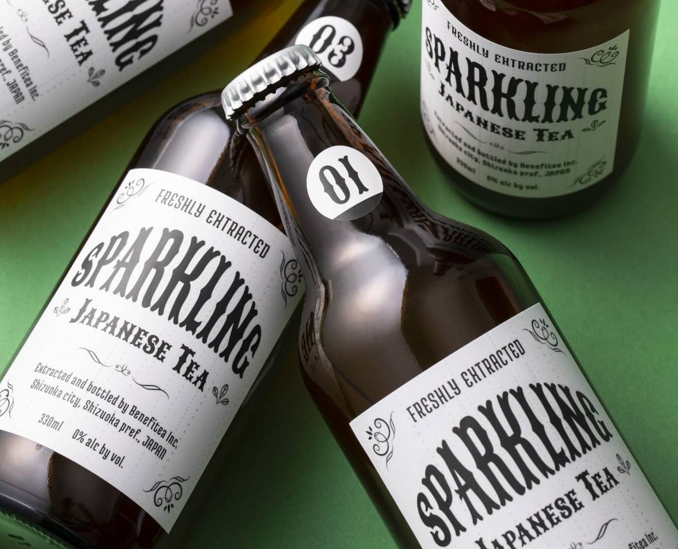 Effervescent: Sparkling teas are sold in what look like beer bottles. The current lineup includes organic sencha (regular green tea), fukamushicha (tea steamed longer than regular sencha), hōjicha (roasted tea) and smoked Japanese-style black tea. More varieties will be added. Each 330-milliliter bottle costs ¥1,000.