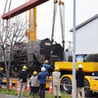 Tokyo-based Tobu Railway recently bought a Type C11 steam locomotive used by the Yubetsu Railway from 1957 to 1970 to restore it as a tourist attraction. | HOKKAIDO SHIMBUN
