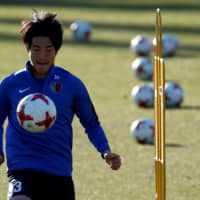 Mu Kanazaki, then with Kashima, warms up during a practice session ahead of the FIFA Club World Cup Final on Dec. 17, 2016, in Yokohama.


 practice sesssion  training ahead of the FIFA Club World Cup Final match against Real Madrid. REUTERS/Toru Hanai | REUTERS
