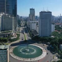 Indonesia plans to locate its capital away from Jakarta, which is overcrowded and lies on sinking land, but leaders have voiced opposition to spending on the work during the pandemic. | AFP-JIJI