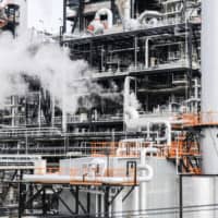 While a revised technology export policy is expected to shift focus toward supporting renewables, it will continue promoting Japan’s coal-fired power plants for export to developing countries, sources have said.  | BLOOMBERG
