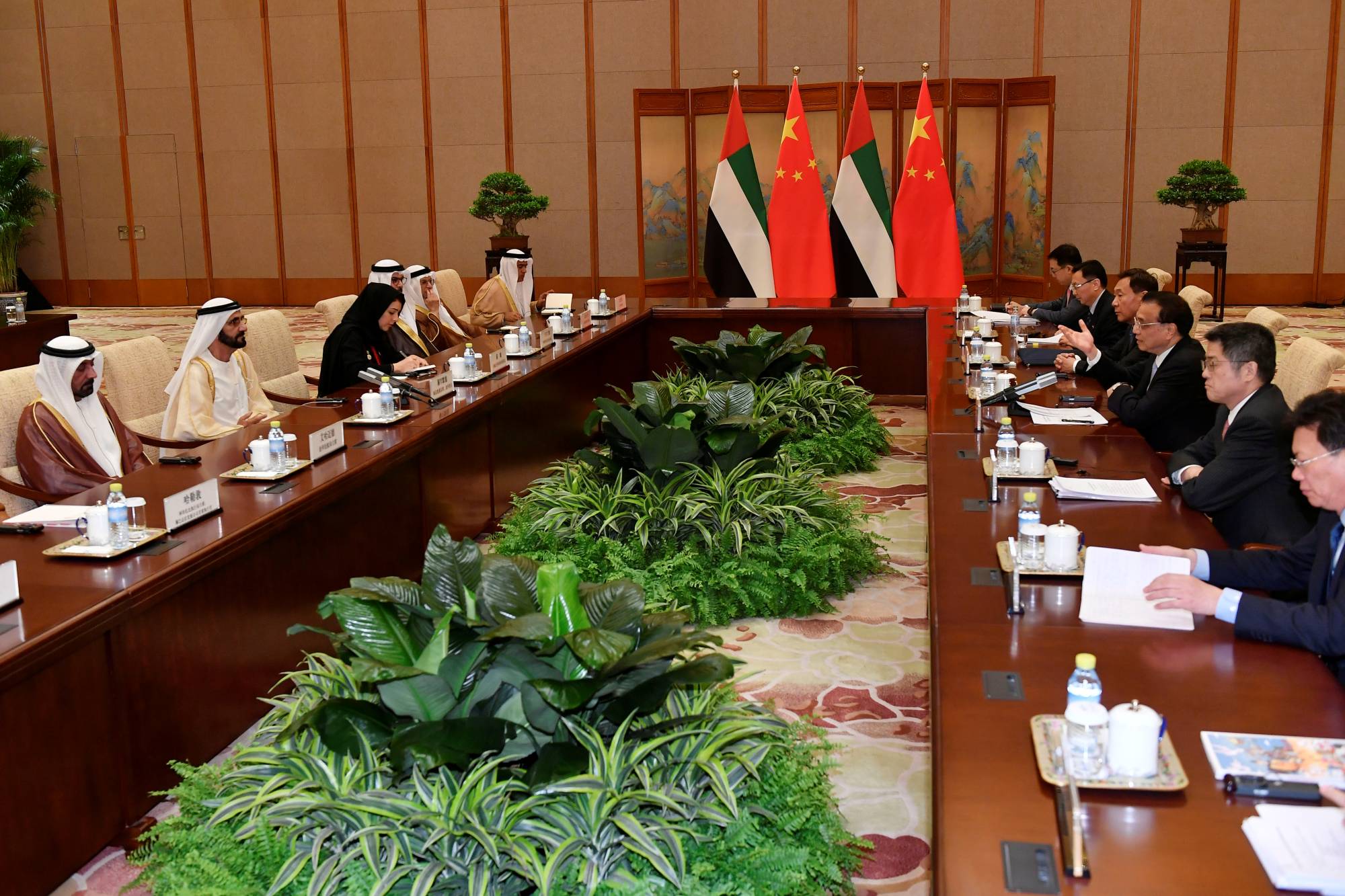 United Arab Emirates Vice President and Prime Minister Sheikh Mohammed bin Rashid Al Maktoum attend a meeting with Chinese Premier Li Keqiang at the Diaoyutai State Guesthouse in Beijing on April 25, 2019.  | REUTERS