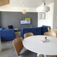 A common area of a student-accommodation facility run by GSA Star Asia KK in Tokyo\'s Hakusan area | KAZUAKI NAGATA 