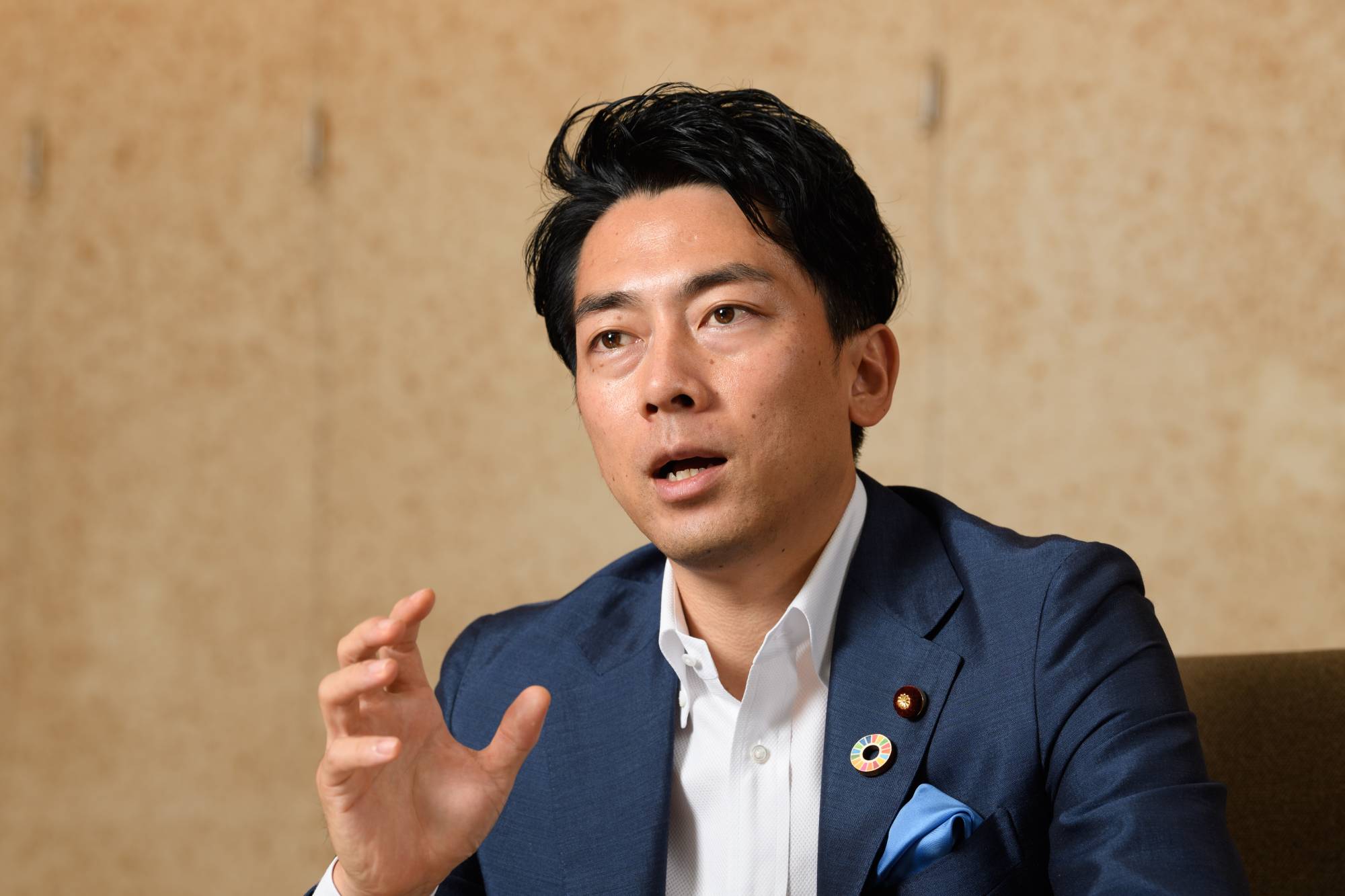Environmental Minister Shinjiro Koizumi has stated he wants Japan, the world’s fifth-biggest emitter, to aim for deeper cuts as part of its participation in the 2015 Paris climate accord. | BLOOMBERG