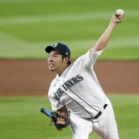 Seattle Mariners starter Yusei Kikuchi throws against the Los Angeles Dodgers during the fifth inning in Seattle on Thursday.  | USA TODAY / VIA REUTERS