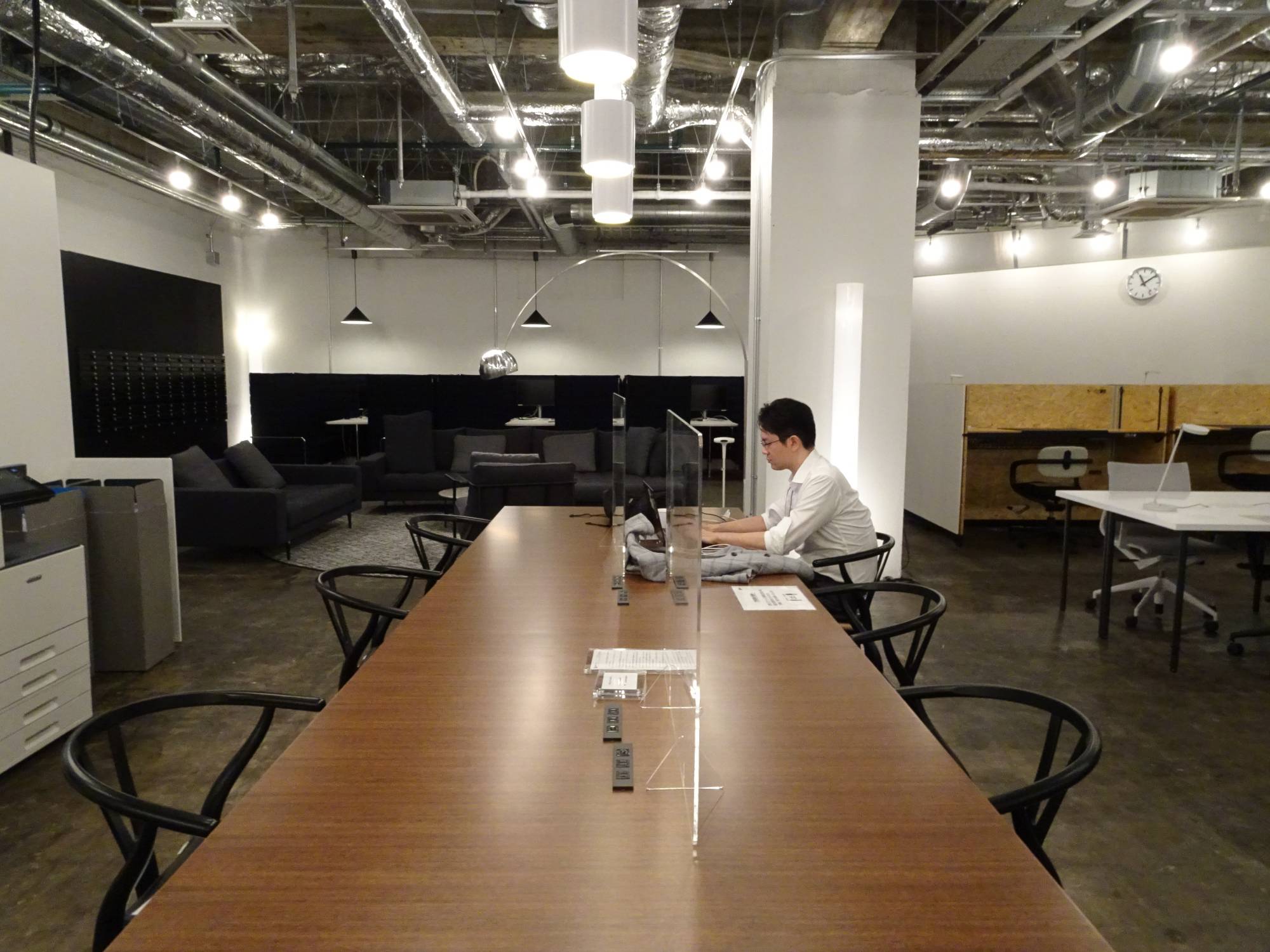 Axle Ochanomizu is an incubation center that also provides coworking space in Tokyo’s Chiyoda Ward.  | Kazuaki Nagata 