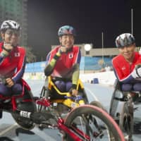 Tomoya Ito (right) and Hirokazu Ueyonabaru (left) are among high-profile Japanese para athletes skipping this weekend\'s Japan Para Athletics Championships over concerns related to the coronavirus. | KYODO